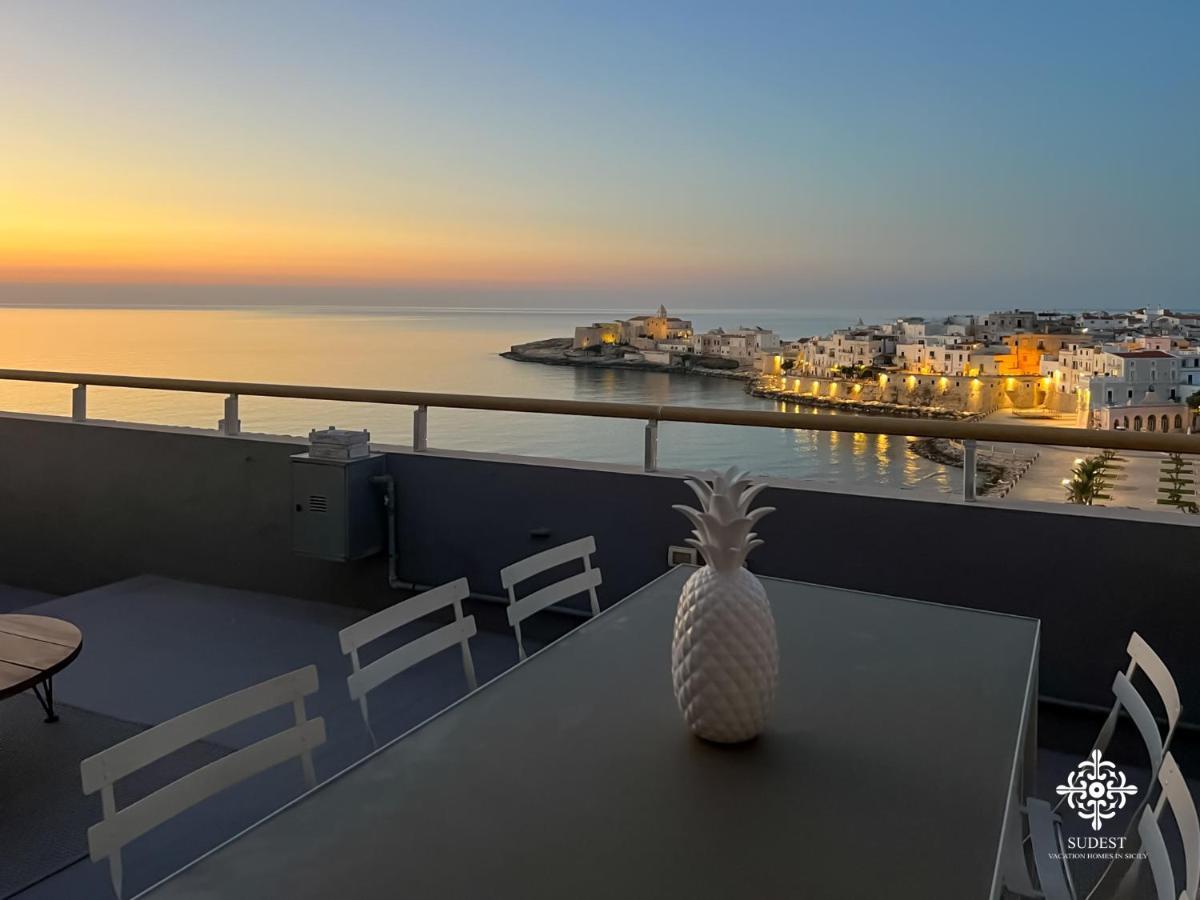 Infinito - Attico Sul Mare Apartamento Vieste Exterior foto