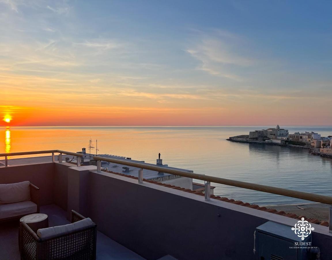 Infinito - Attico Sul Mare Apartamento Vieste Exterior foto